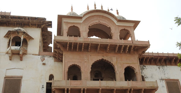 Kishori Mahal