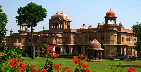 Lalgarh Palace